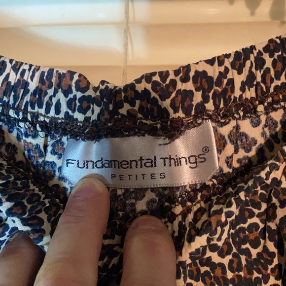 Fundamental Things Petite L Leopard Silky Soft Pants- 🤗 - Picture 4 of 5